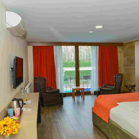 Green House Garden Park Hotel Cumhuriyet Ngoại thất bức ảnh