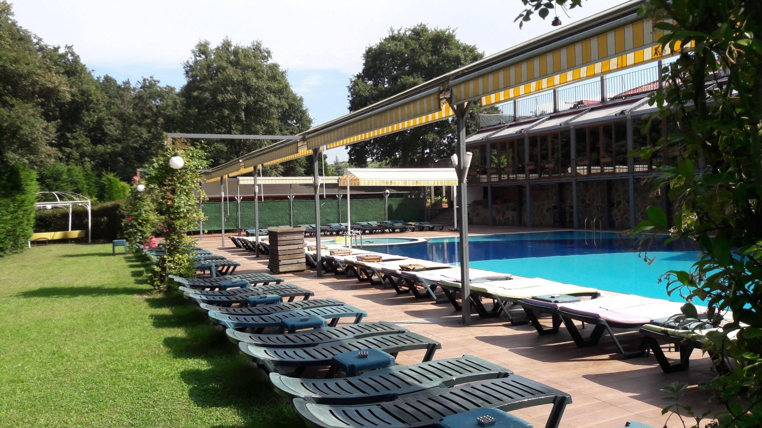 Green House Garden Park Hotel Cumhuriyet Ngoại thất bức ảnh